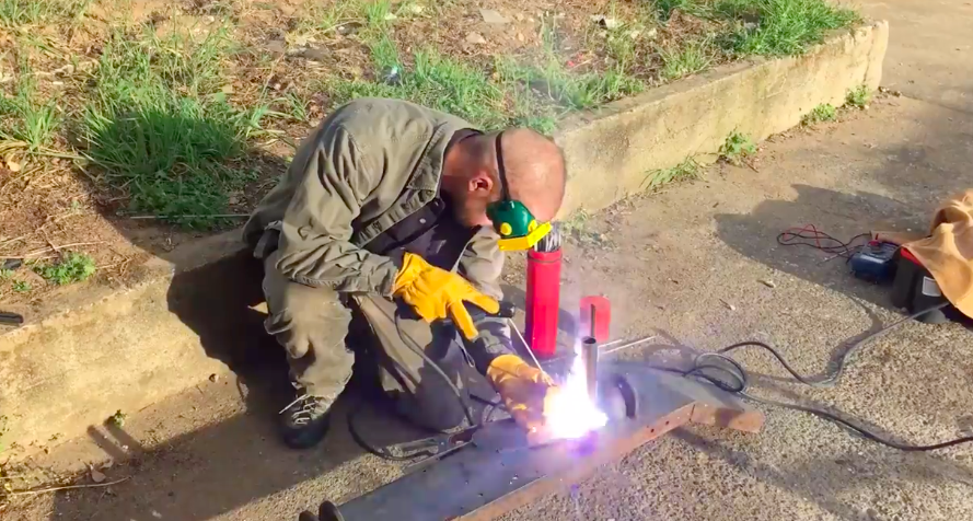 Weld From Anywhere With This DIY Car Battery-Powered Welding Kit