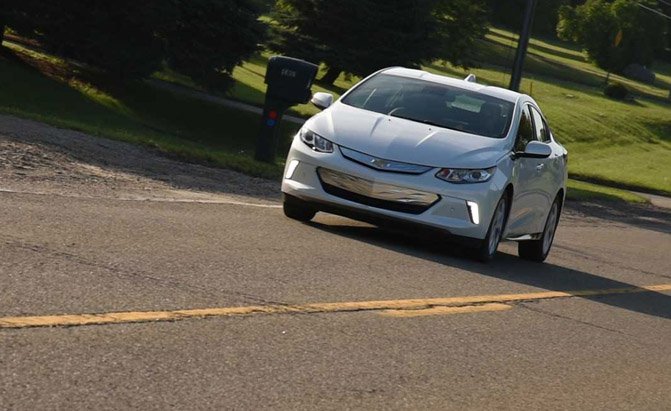 2016 Chevrolet Volt Premier Review: Curbed with Craig Cole