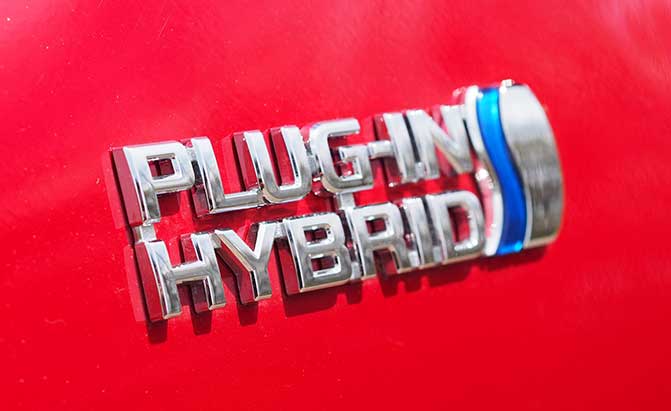 2017 Toyota Prius Prime Plug-In Review