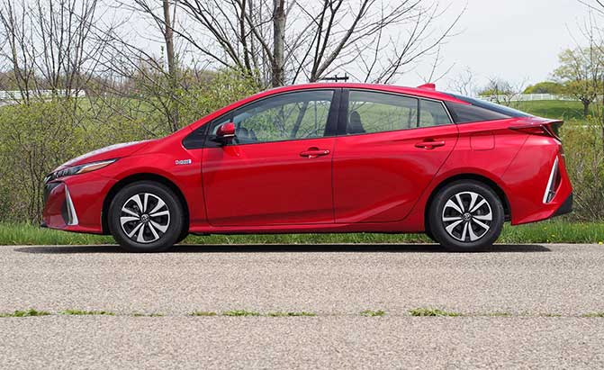2017 Toyota Prius Prime Plug-In Review