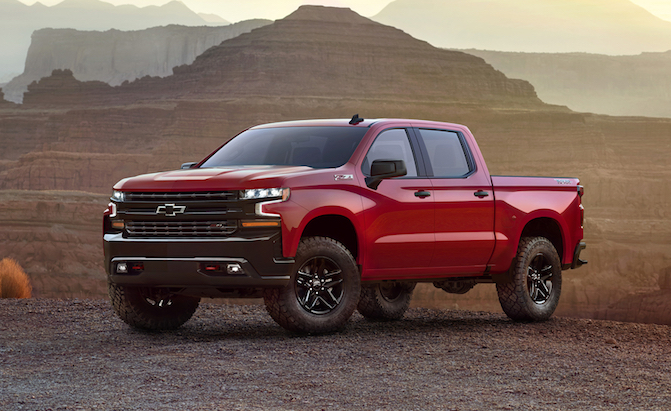 2019 Chevrolet Silverado Adds 3.0L Duramax Diesel, Ditches 450 lbs