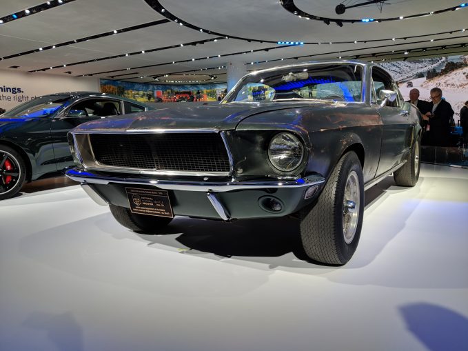 Top 5 Coolest Classic Cars at the 2018 Detroit Auto Show