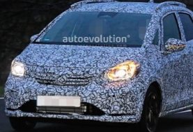 All-New Honda Jazz / Fit Makes Spyshots Debut in Europe, Has Crossover Hints