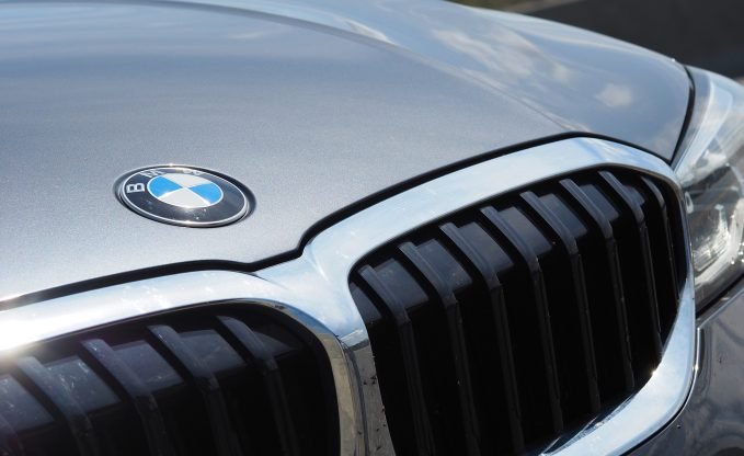 2020 BMW 330i xDrive Review