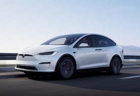 2022 Tesla Model X Plaid Review: Family-Sized, X-Rated Performance