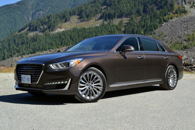2017 Genesis G90 Review