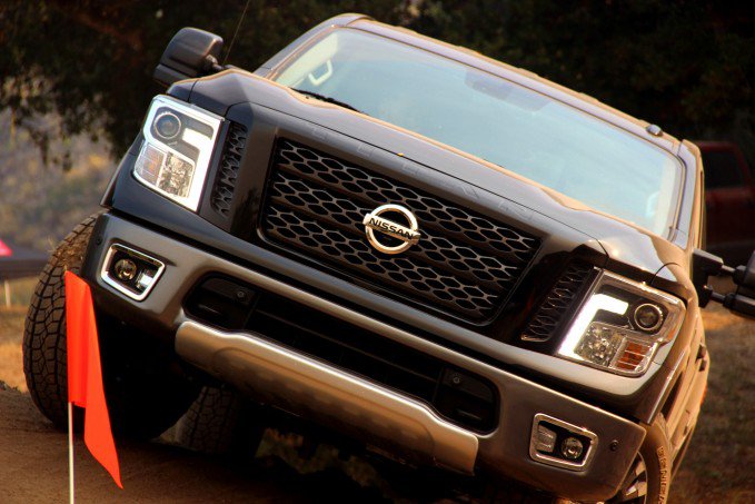 2017 Nissan Titan Review