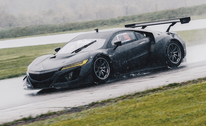 Watch the 2016 Acura NSX Race Up Pikes Peak