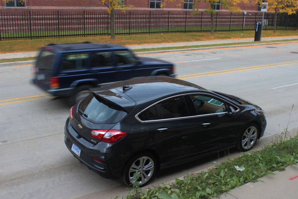 2017 Chevrolet Cruze Hatchback Review