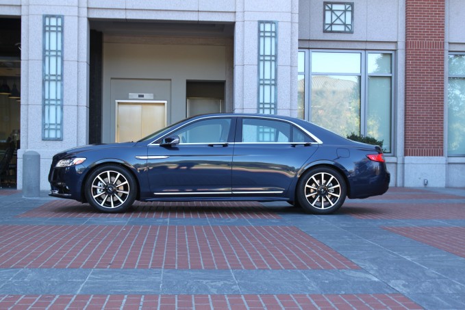 2017 Lincoln Continental Review