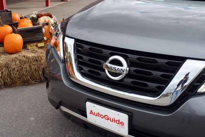 2017 Nissan Pathfinder Review