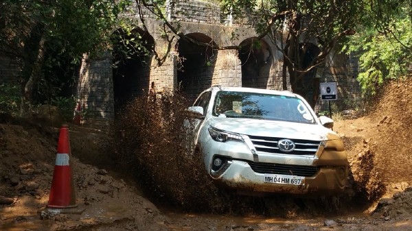 Toyota Fortuner off-road experience - Getting the Fortuner’s boots dirty