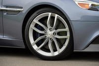 2015 Aston Martin Vanquish Coupe Review