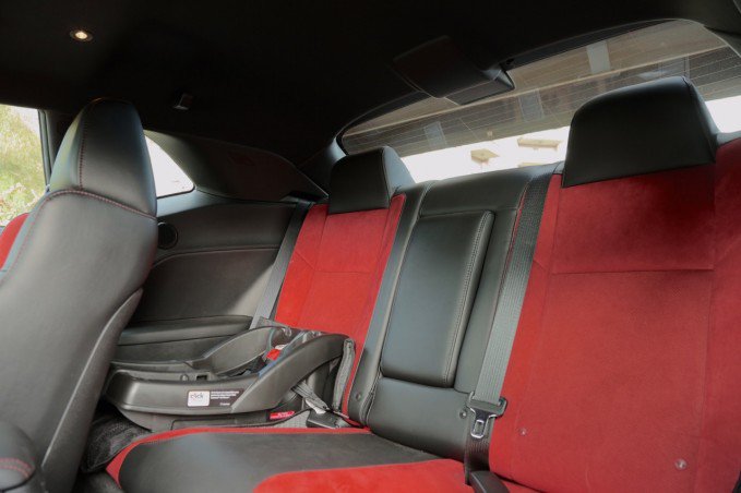 2015 Dodge Challenger 392 HEMI Scat Pack Shaker Review 5 2015 Dodge Challenger 392 HEMI Scat Pack Shaker Review