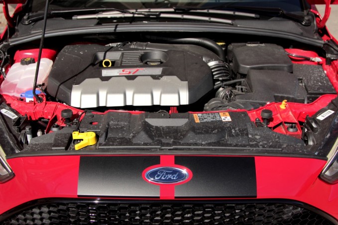 2015 Ford Focus ST Review 6 2015 Ford Focus ST Review