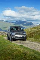 2015 Land Rover LR4 Review