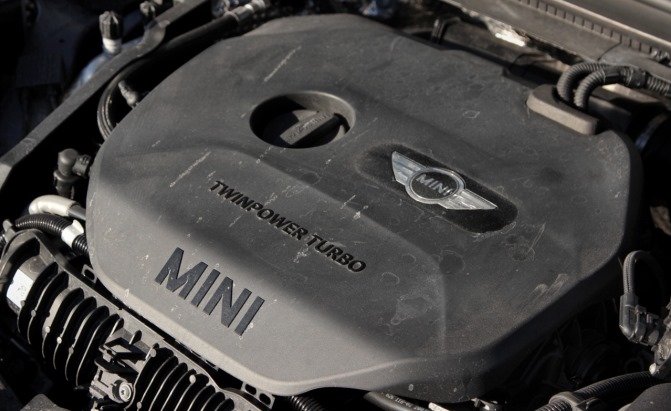 2015 MINI Cooper S Hardtop 4-Door Review