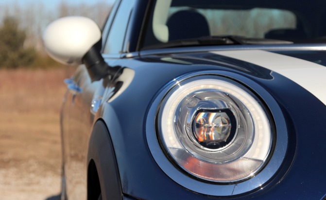2015 MINI Cooper S Hardtop 4-Door Review