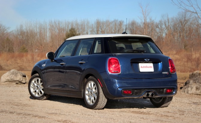 2015 MINI Cooper S Hardtop 4-Door Review