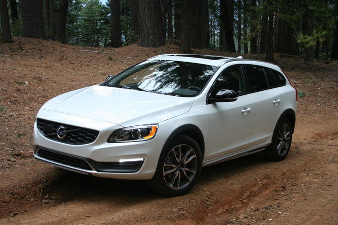 2015 Volvo V60 Cross Country