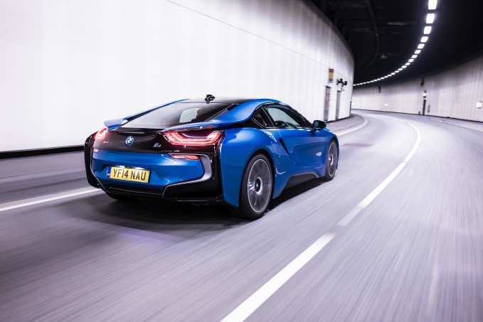 2016 BMW i8 Review