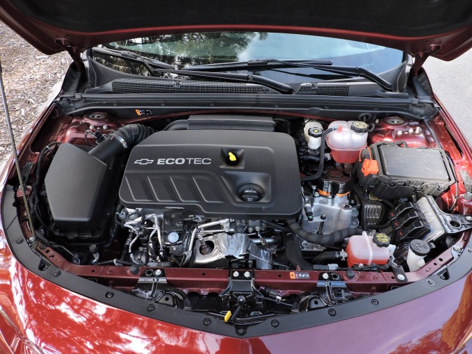 2016 Chevrolet Malibu Hybrid Review 2 2016 Chevrolet Malibu Hybrid Review