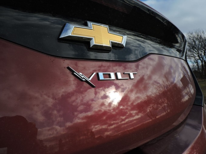 2016 Chevrolet Volt Premier Review 2 2016 Chevrolet Volt Premier Review