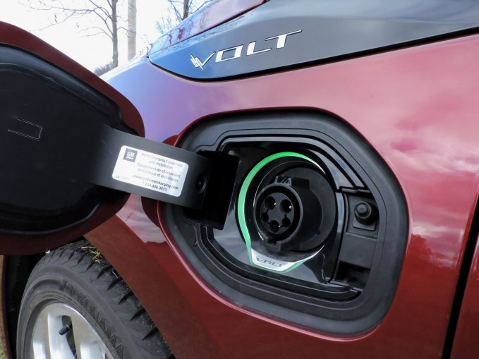 2016 Chevrolet Volt Premier Review 4 2016 Chevrolet Volt Premier Review