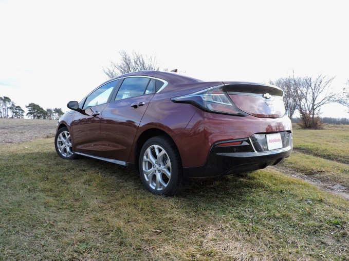 2016 Chevrolet Volt Premier Review 6 2016 Chevrolet Volt Premier Review