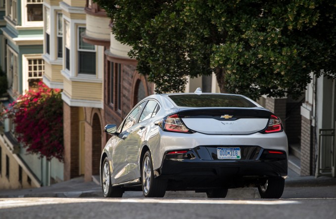 2016 Chevrolet Volt Review 16 2016 Chevrolet Volt Review
