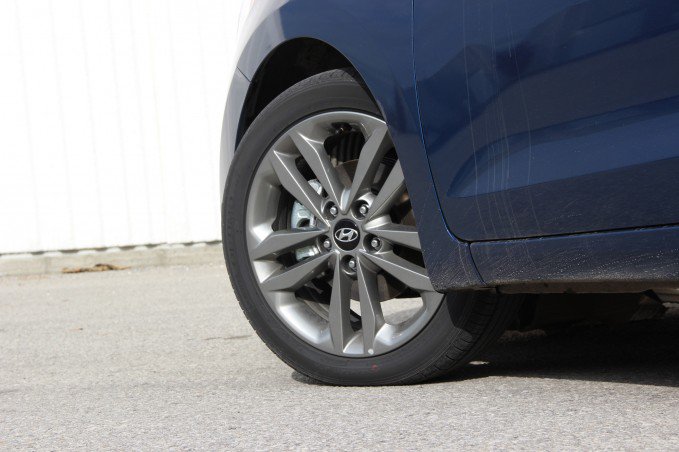 2016 Hyundai Elantra GT Review
