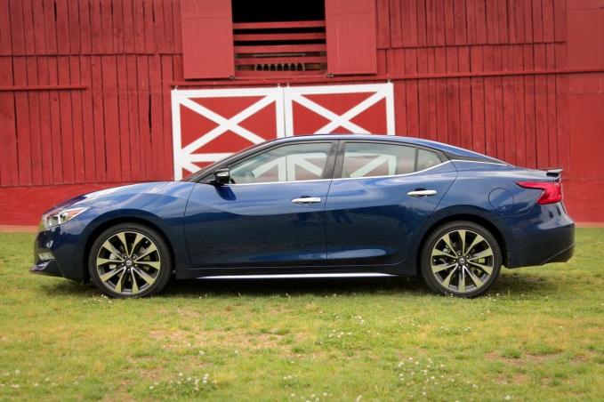 2016 Nissan Maxima Review