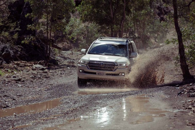2016 Toyota Land Cruiser Review 7 2016 Toyota Land Cruiser Review