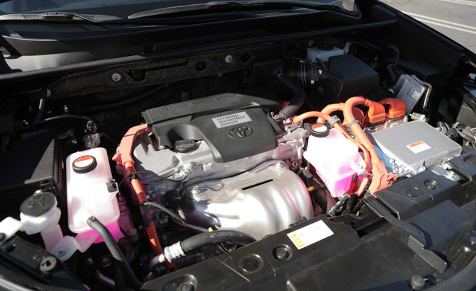 2016 Toyota RAV4 Hybrid Review