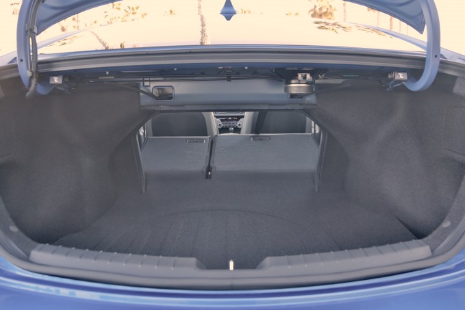 2017 Hyundai Elantra Review 3 2017 Hyundai Elantra Review