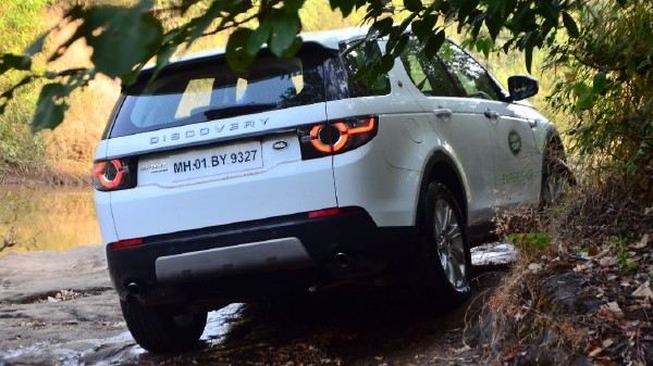 Land Rover Experience 2016: mud, rut and rocks at Amby Valley