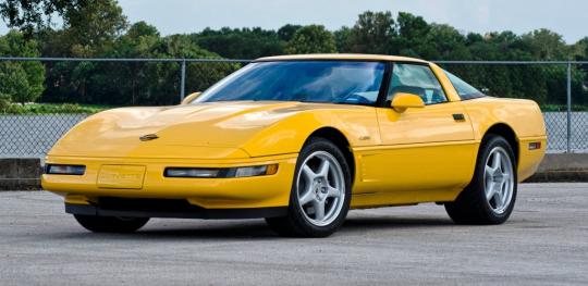 1990 Corvette (C4) ZR-1 Looking Back at the Greatest and Most Awful Corvettes Ever Made