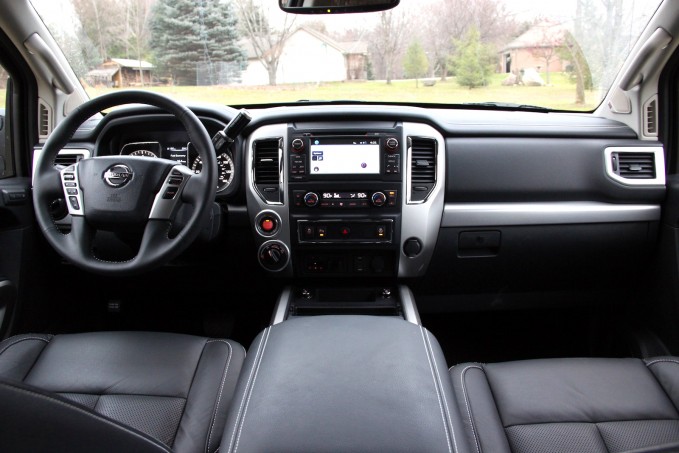 Nissan Titan XD: 2016 AutoGuide.com Truck of the Year Nominee 4 Nissan Titan XD: 2016 AutoGuide.com Truck of the Year Nominee