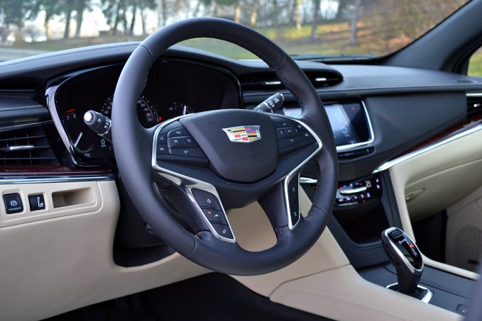 2017 Cadillac XT5 Premium Luxury Review