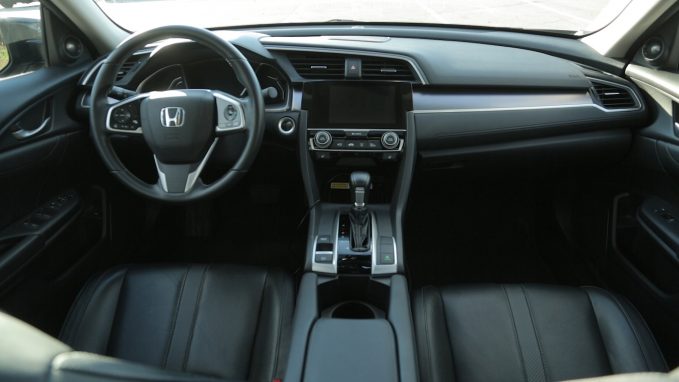 2017 Hyundai Elantra Sport vs 2017 Honda Civic Touring