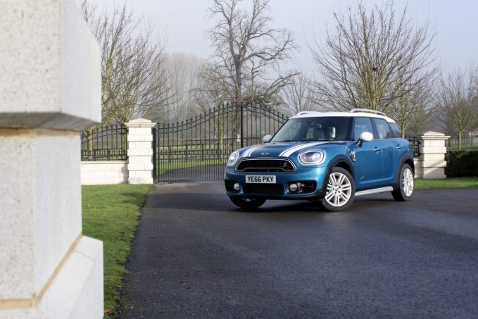 2017 MINI Countryman Review