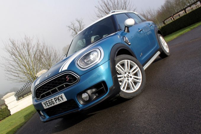 2017 MINI Countryman Review