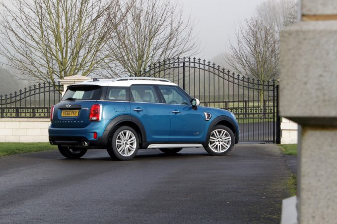 2017 MINI Countryman Review