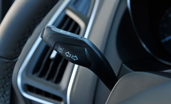 5 Bad Driving Behaviors That Must Be Stopped