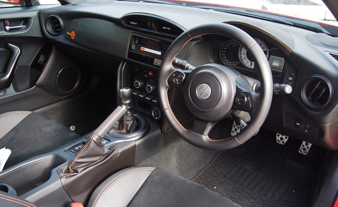 Toyota 86 860 Special Edition Brings Hot Style, Luxury Features