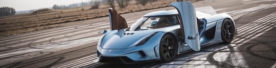 Koenigsegg Regera and its unique dihedral synchro-helix doors Eccentric Doors - Your Guide To The Difference Between Butterfly And Dihedral