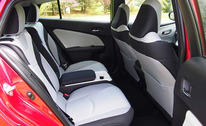 2017 Toyota Prius Prime Plug-In Review