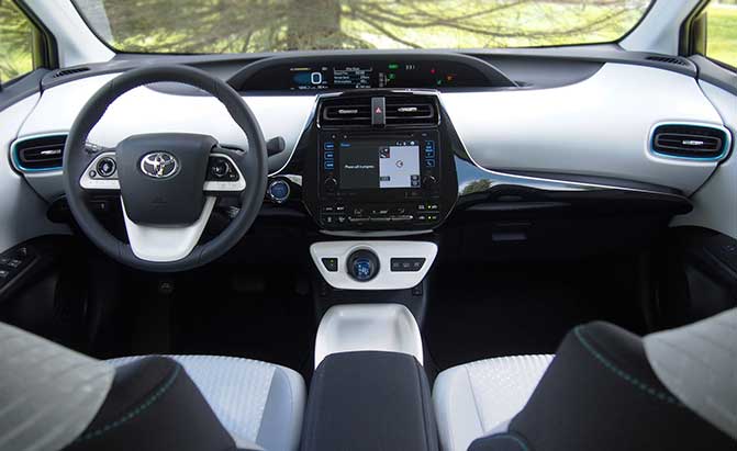 2017 Toyota Prius Prime Plug-In Review