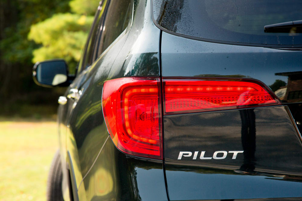 2016 Honda Pilot Photo Gallery