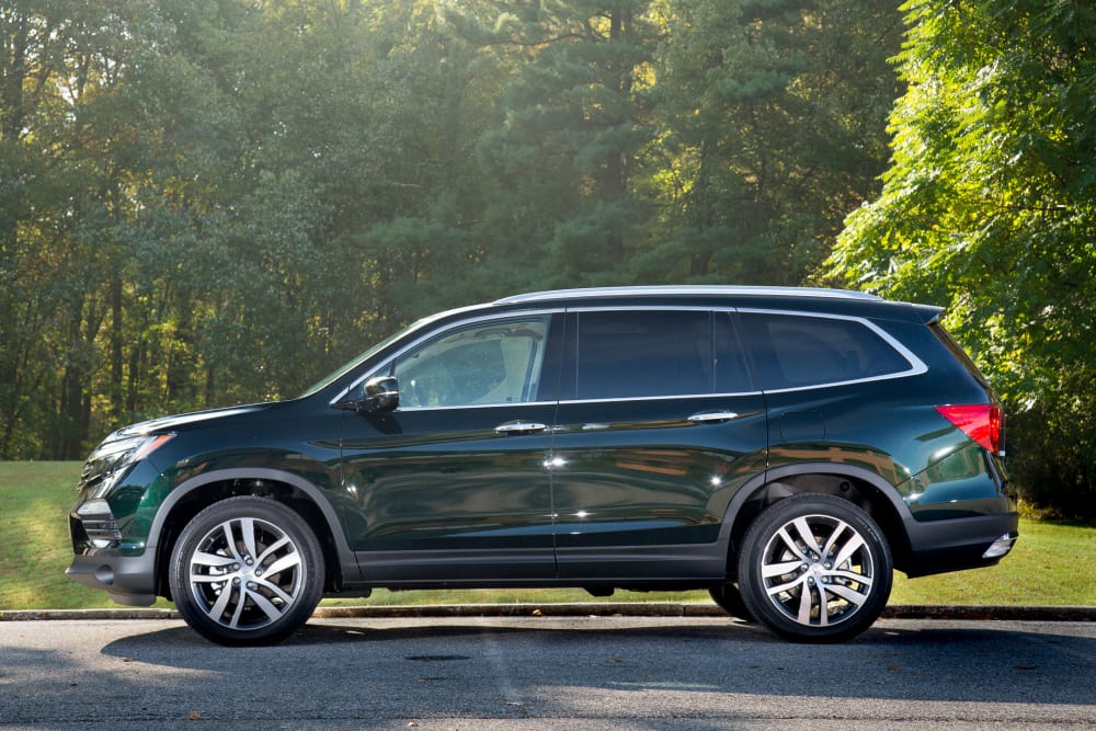 2016 Honda Pilot Photo Gallery